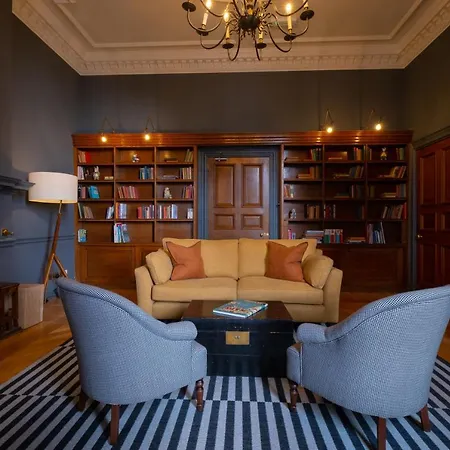 Hotel Hall Fowey