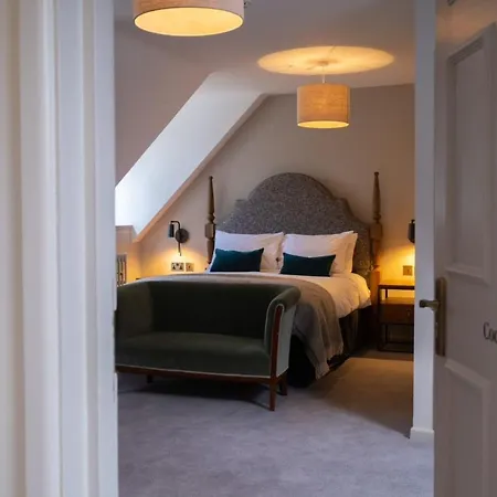 Hotel Hall