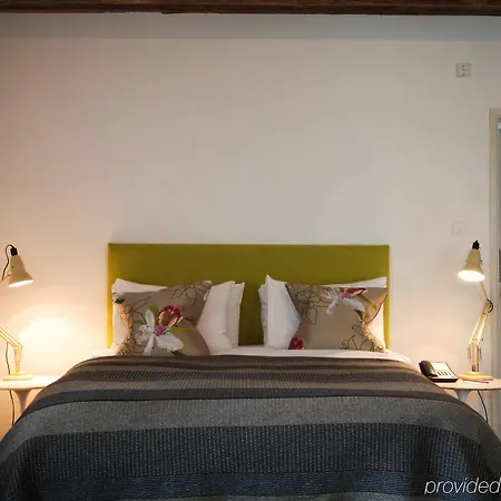 Hall 4* Fowey
